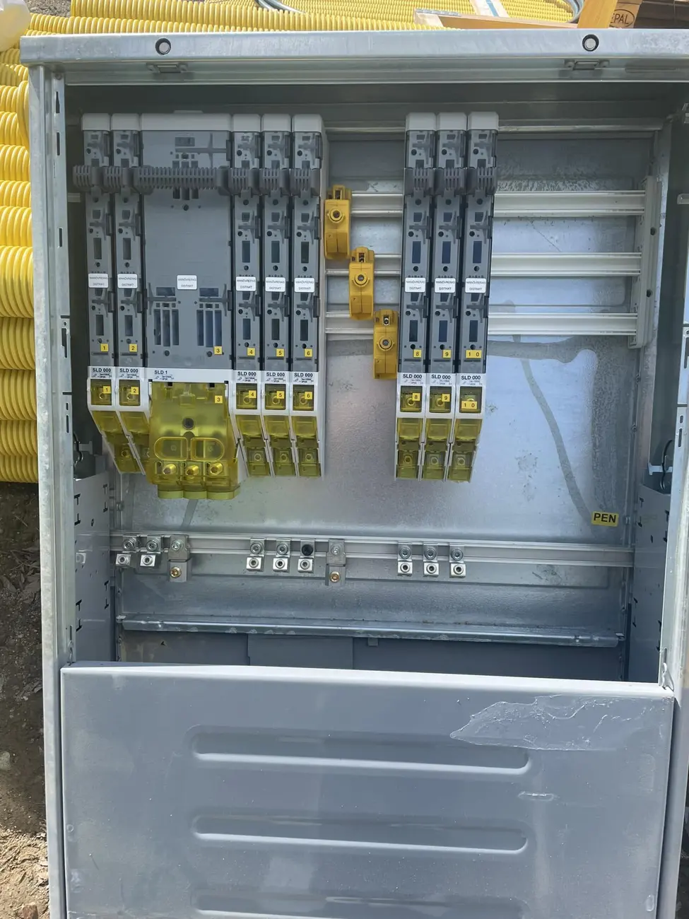 Elinstallationer — från företagets egna jobb